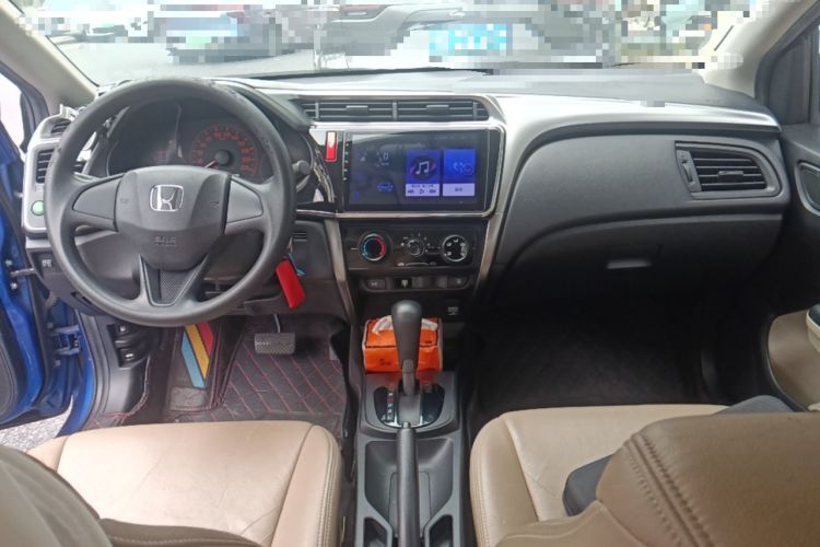 Used Honda City 2015 1.5L CVT Comfort Version Center Console