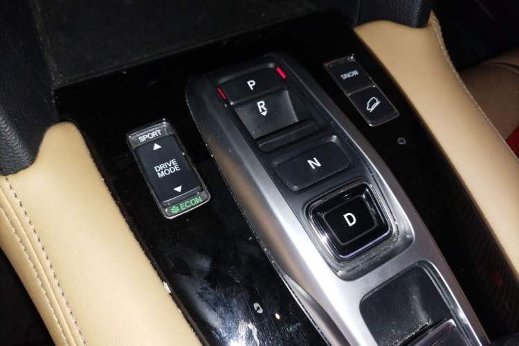 Used Honda UR-V 2020 370TURBO Four-Wheel Drive Prestige Edition