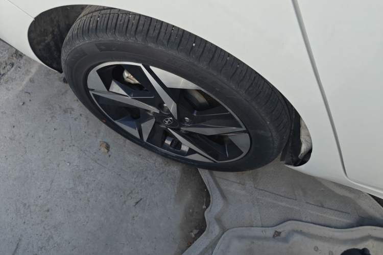 Used Hyundai Elantra 2022 1.5L CVT LUX Prestige Edition
