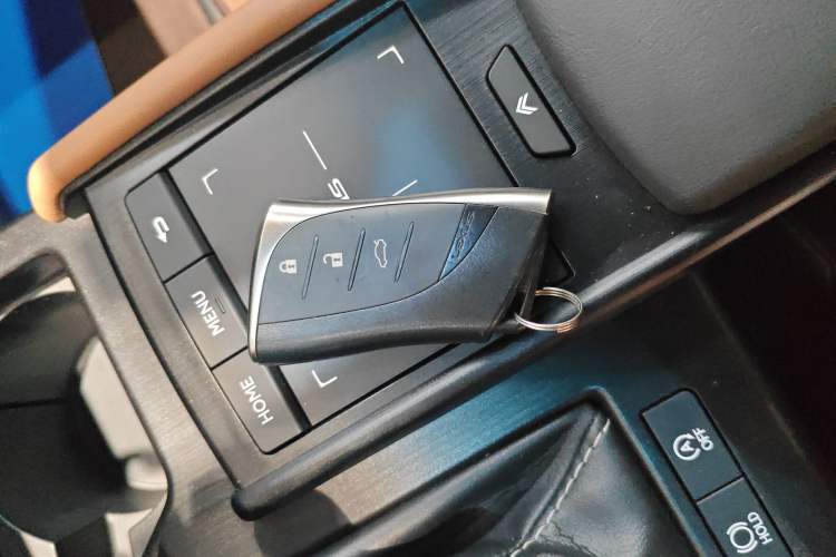 Used Lexus ES 2020 200 Excellence Edition