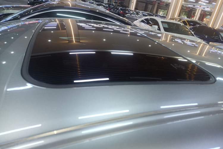 Used Lexus ES 2020 300h Premier Edition
