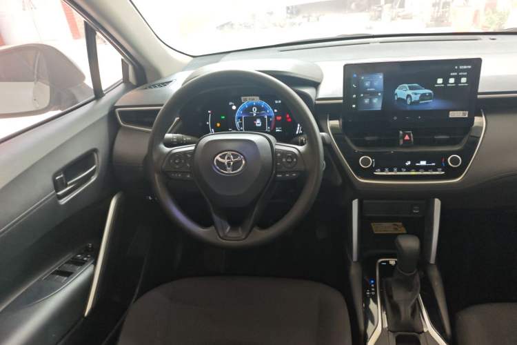 Used Toyota Corolla Cross 2024 2.0L Elite Edition Steering Wheel