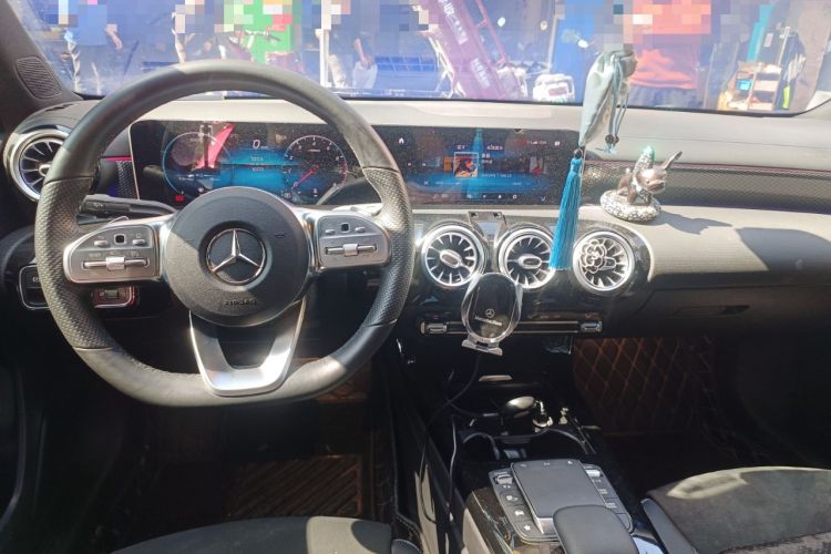 Used Mercedes-Benz A-Class 2020 Restyled A 200 L Sport Sedan Fashion Version
