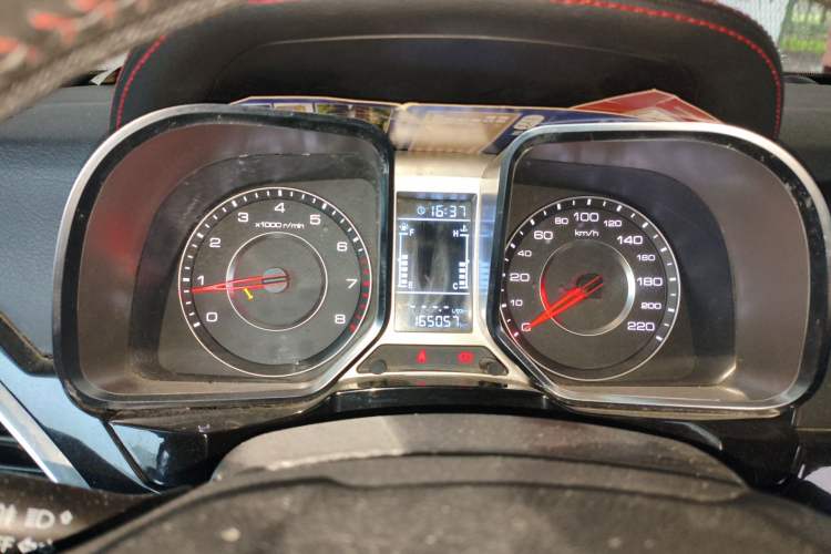 Used Zotye Domy X5 2015 1.5T Manual Luxury Model China V Standard Instrument Cluster