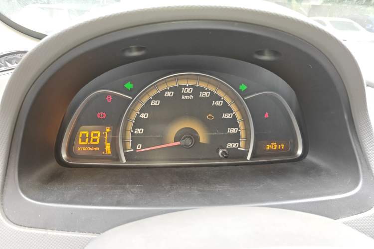 Used Chevrolet Sail 2013 Sedan 1.2L Manual Fashion Edition Instrument Cluster