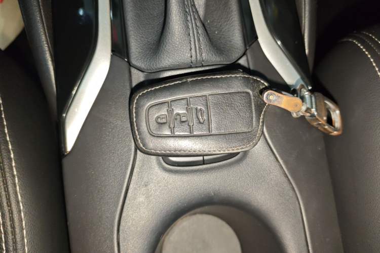 Used Toyota Levin 2019 185T CVT Luxury Edition China VI Standard Vehicle Key