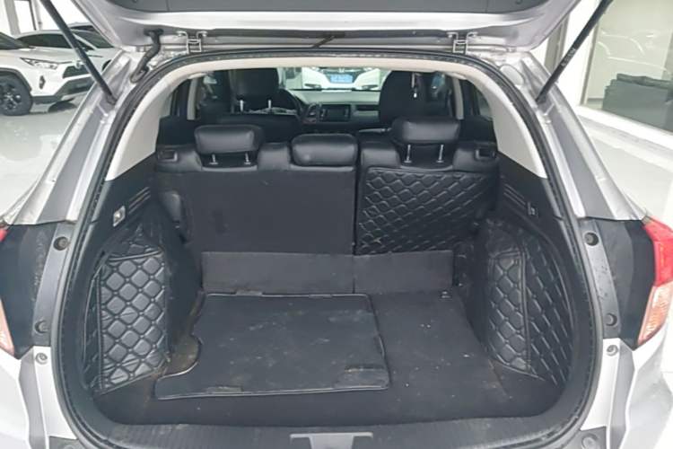 Used Honda Vezel 2017 1.5L CVT 2WD Comfort Model