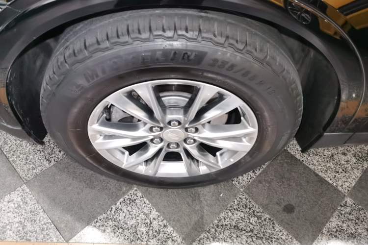 Used Cadillac XT5 2020 28T Four-Wheel Drive Luxury Version