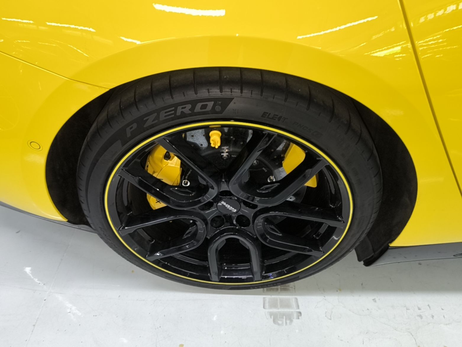 Xiaomi Auto SU7 Ultra 2025 Ultra Model — снимка 11
