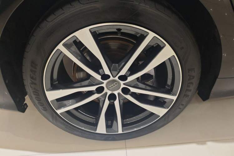 Used Audi A6L 2022 40 TFSI Luxury Dynamic Model