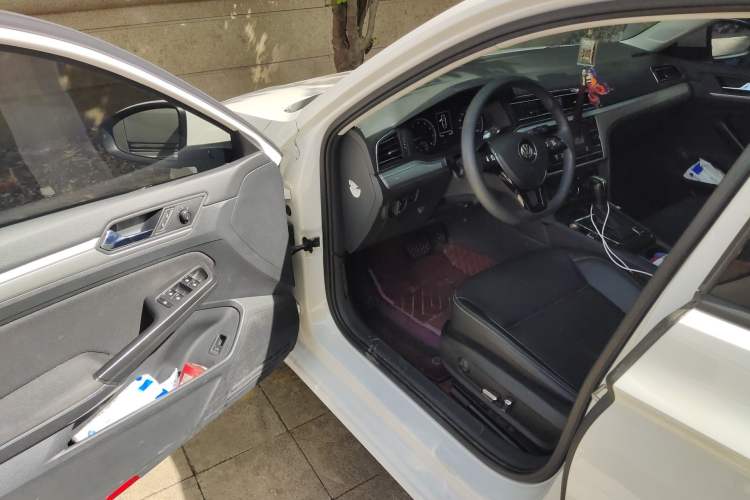 Used Volkswagen Lamando 2019 230TSI DSG Fashion Edition China VI Driver Seat