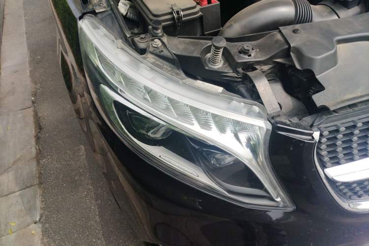 Used Mercedes-Benz V-Class 2020 V 260 L Long-wheelbase Luxury Edition
