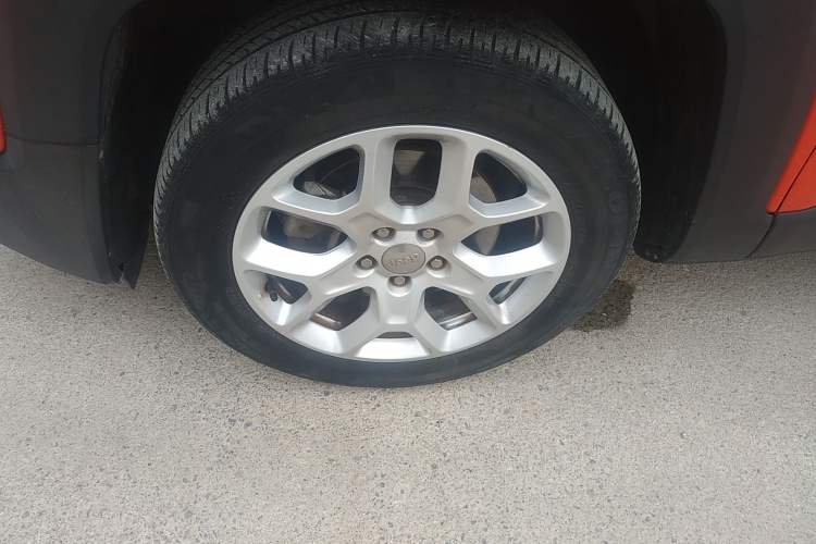 Used Jeep Renegade 2017 180T Automatic High-Energy Version