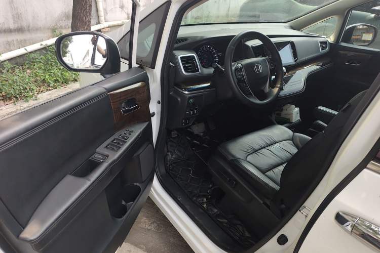 Used Honda Odyssey 2017 2.4L Smart Edition
