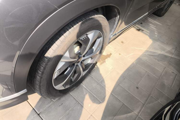 Used BYD Frigate 07 2023 DM-i 205KM Prestige Model Exterior 4