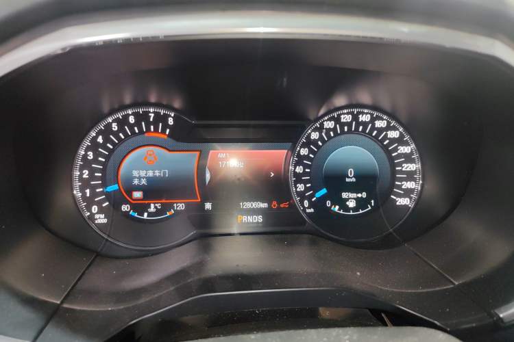 Used Ford Edge 2015 2.0T GTDi Four-Wheel Drive Prestige Model
