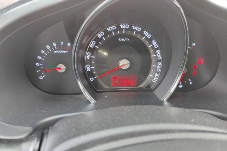 Used Kia Sportage R 2014 2.0L Automatic Two-Wheel Drive DLX
