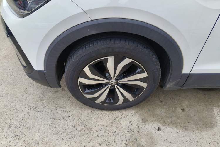 Used Volkswagen T-Cross 2020 280TSI DSG Luxury Edition Left Front Wheel Hub