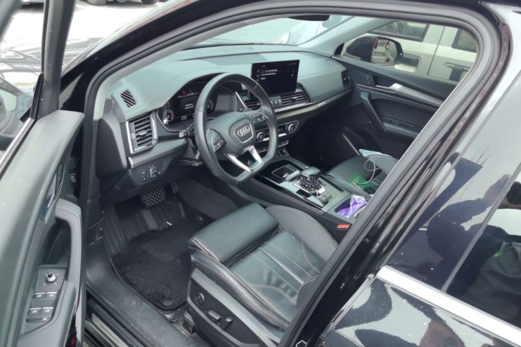 Used Audi Q5L 2022 Updated 40T Luxury Dynamic Edition Driver Seat