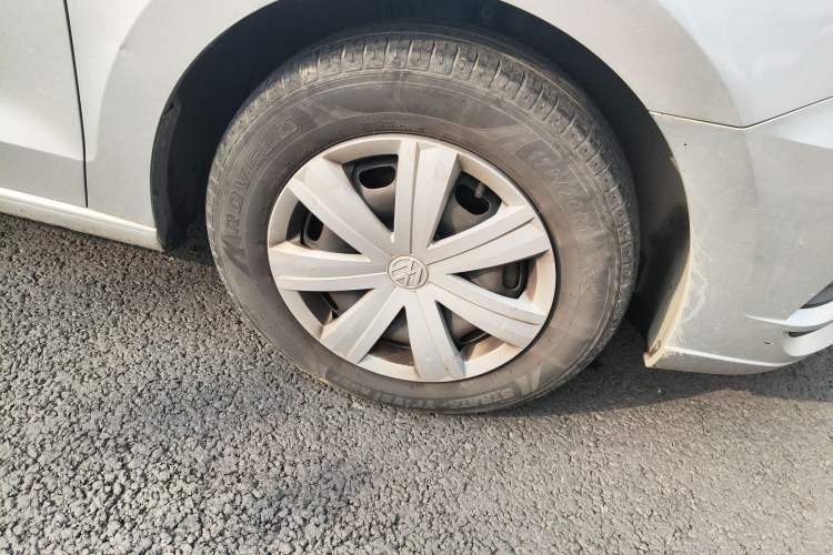 Used Volkswagen Jetta 2017 1.4L Manual Fashion Edition