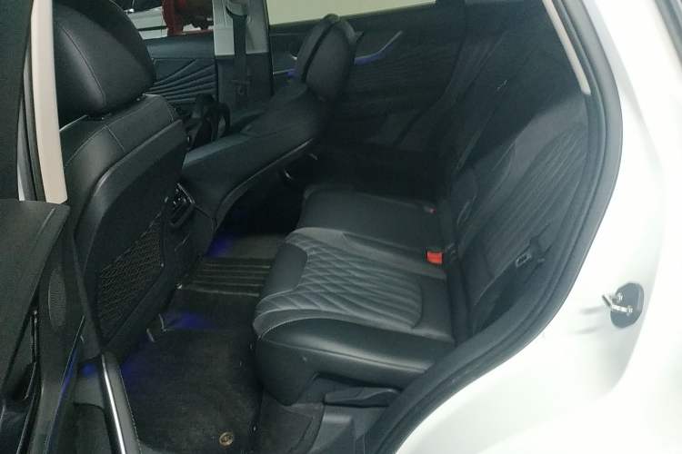 Used Hongqi HS5 2023 2.0T Qixiang Pro Edition
