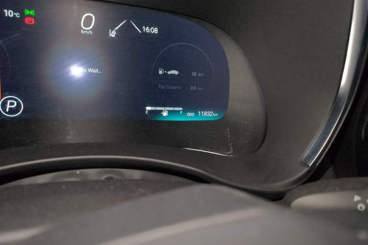 Used Toyota Crown Kluger 2024 2.5L HEV Four-Wheel Drive Premium Edition Odometer Close Up