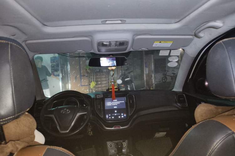 Used CHANGAN OSHAN CX70 2016 1.6L Manual Luxury Model