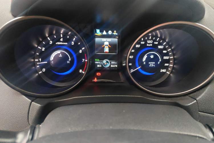Used CHANGAN CS75 2017 Shangku Edition 1.5T Manual ZhiXiang Model
