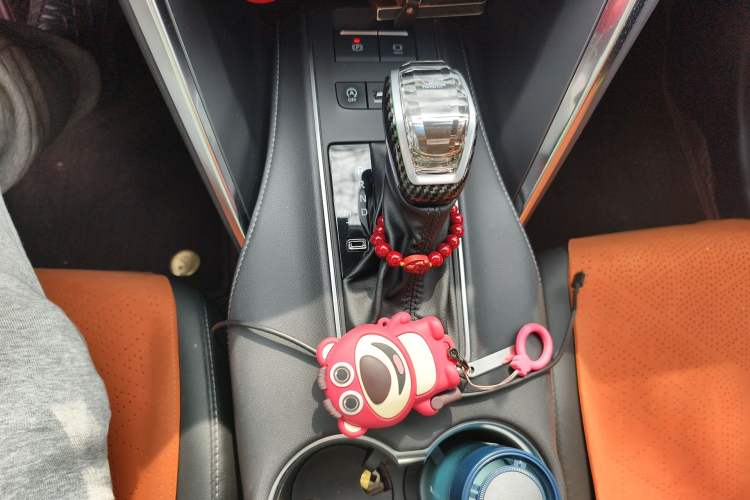 Used Toyota Venza 2023 2.0L CVT Two-Wheel Drive Luxury Edition
