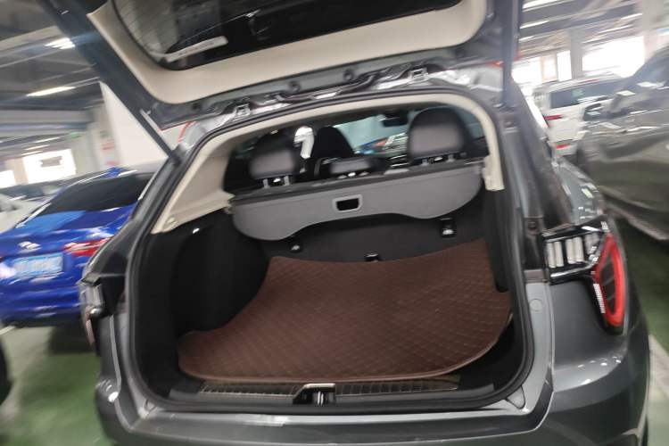 Used Lynk & Co 01 EM-P 2019 1.5T PHEV Pro Trunk