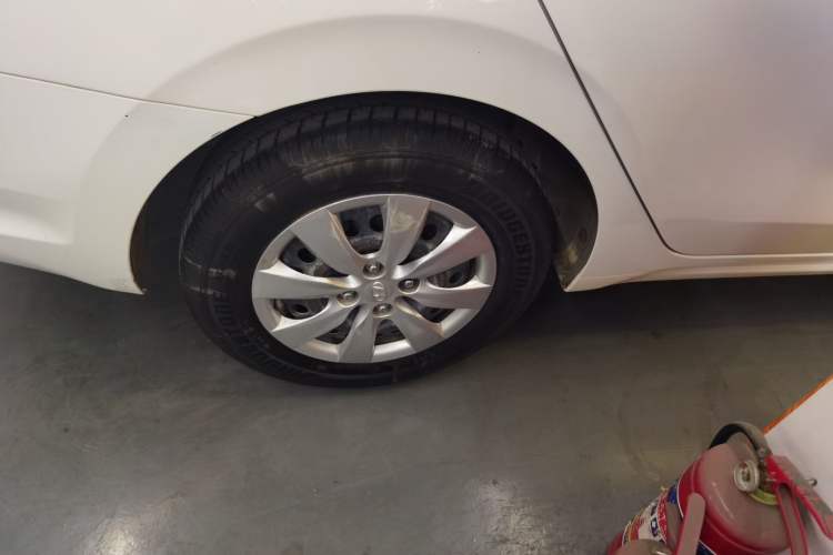 Used Hyundai Verna (older generation) 2017 1.4L Manual Refreshed Version China VI Standard Exterior 5