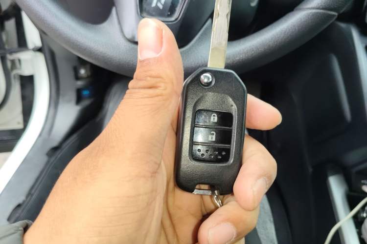 Used Honda CR-V 2021 240TURBO CVT 2WD Comfort Version Vehicle Key