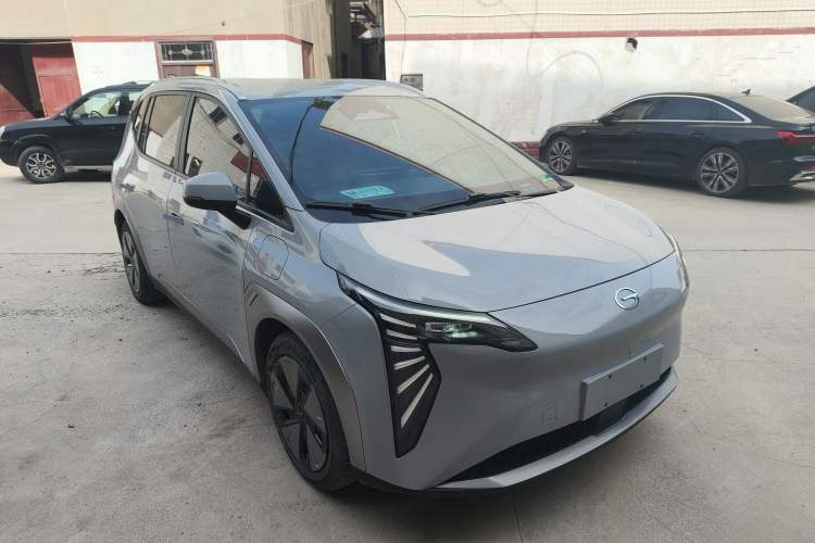 Used AION Y 2023 Plus 510 Enjoy Edition Front Right 45 Deg