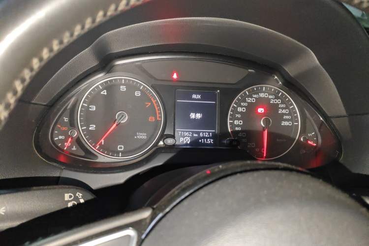 Used Audi Q5 2017 40 TFSI Ambition Edition Instrument Cluster