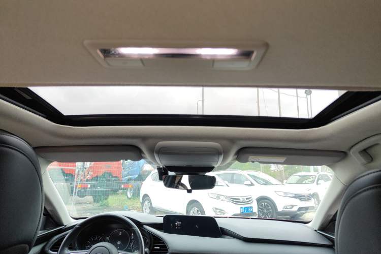 Used Mazda 3 Axela 2020 2.0L Automatic Zhiya Edition Headliner