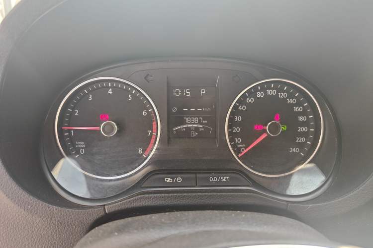 Used Volkswagen Polo 2016 1.6L Automatic Comfort Model