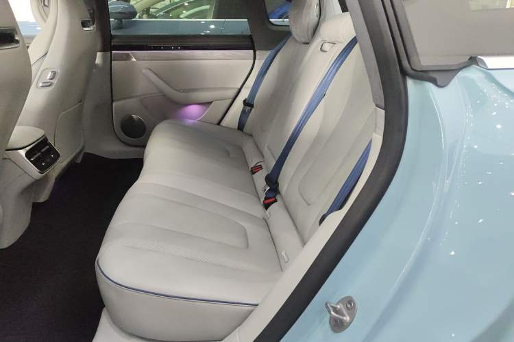 Used Hima Luxeed S7 2025 785 km Ultra
