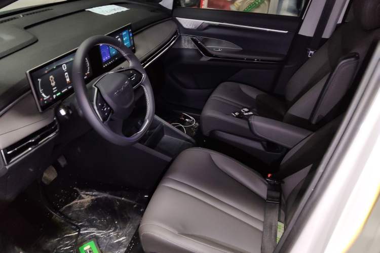 Used SAIC MAXUS Dajia 7 2024 Revised Version Super Hybrid Long-Range Edition Enjoyment Version
