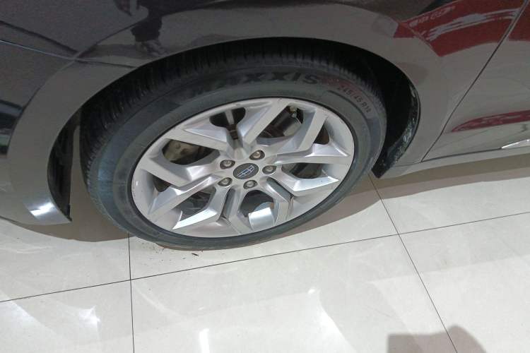 Used Geely Auto Emgrand GT 2015 Diplomatic Limited Edition 1.8T Premium Model
