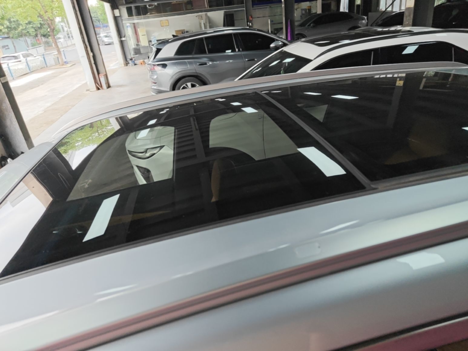 Geely Galaxy Xingjian 7 EM-i 2025 120km Navigator Edition — снимка 7