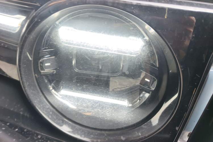 Used iCAR V23 2025 501 Four-Wheel Drive Intelligent Driving Version Right Front Headlight