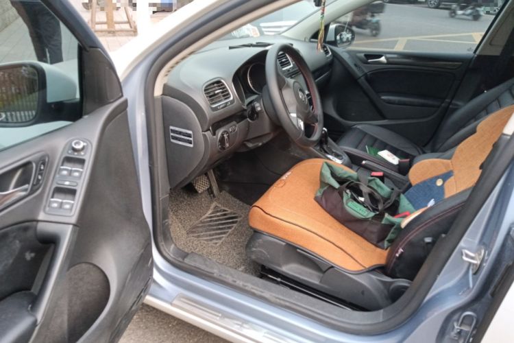 Used Volkswagen Golf 2012 1.6L Automatic Comfort Model
