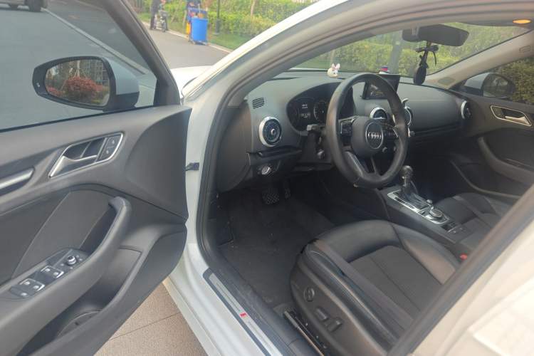 Used Audi A3 2020 Sportback 35 TFSI Fashion Edition China VI Emission Standard

