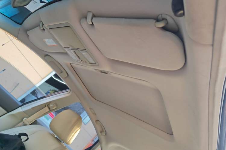 Used Nissan Teana 2011 2.0L XL Comfort Edition Headliner