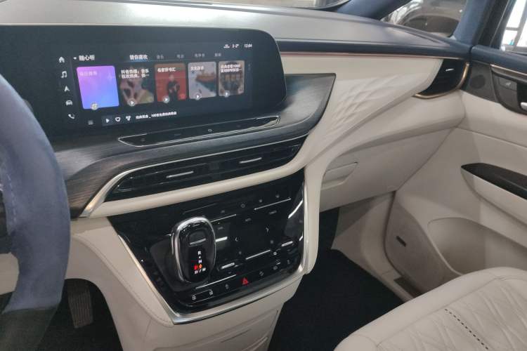 Used Buick GL8 2020 Avenir Avia Four-Seat Luxury Edition