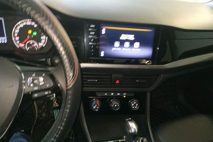 Used Volkswagen Bora 2021 1.5L Automatic Comfort Smart Connect Edition
