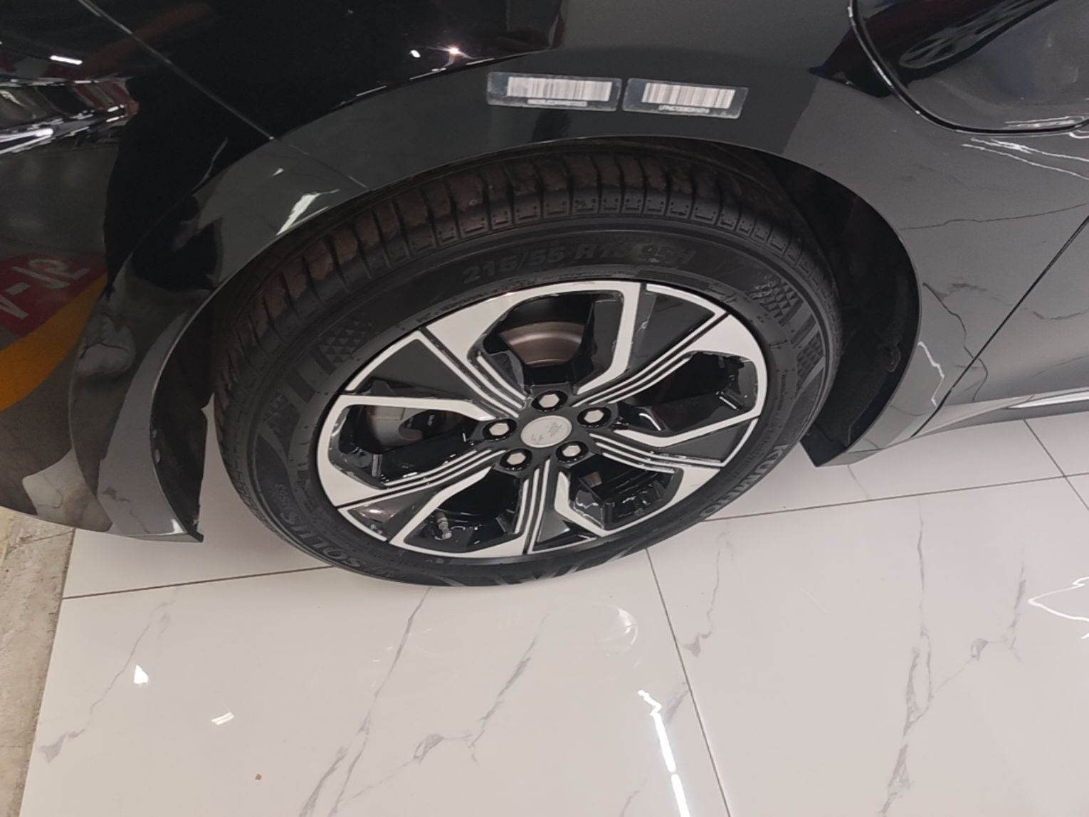 Hongqi E-QM5 2023 Revised Version Basic Travel Edition — снимка 10