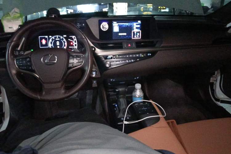 Used Lexus ES 2021 200 Excellence Edition