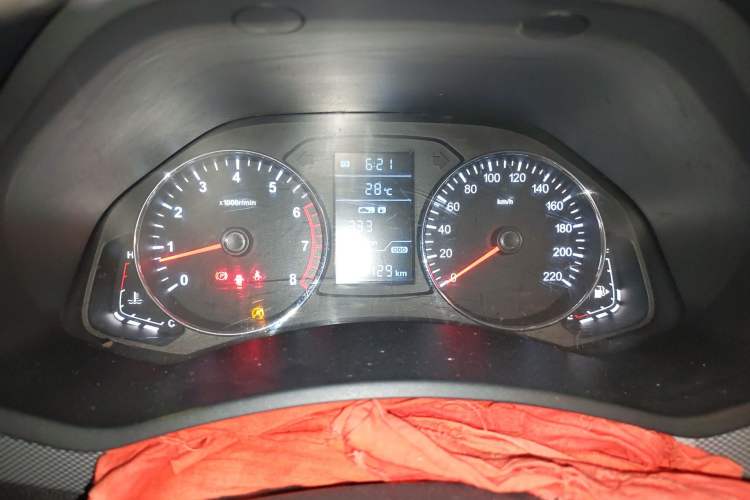 Used FAW Senya R7 2016 1.6L Manual Luxury Model Instrument Cluster