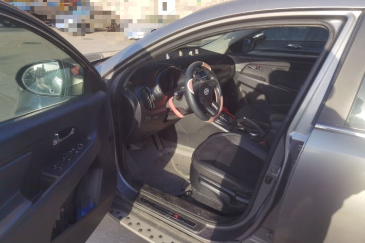 Used Kia Sportage R 2011 2.0L Automatic Two-Wheel Drive GLS